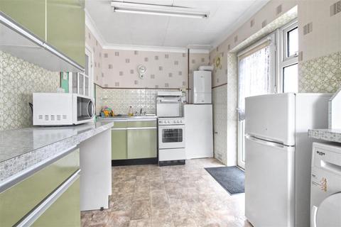 53 Winton Drive, Cheshunt, Waltham Cross, EN8 9JR