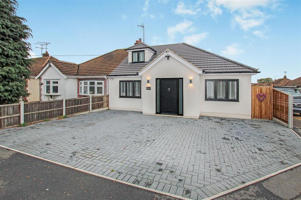 Orchard Lane, Pilgrims Hatch, Brentwood 3 bed semidetached house for