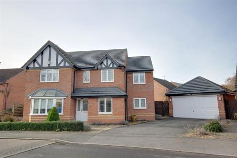 5 bedroom detached house for sale, Lowerdale, Elloughton