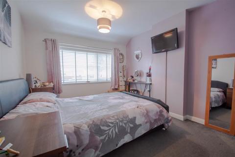 18 Abbotts Road, Haverhill, CB9 0DQ