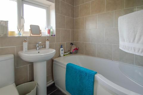 18 Abbotts Road, Haverhill, CB9 0DQ