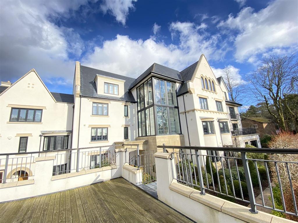 Brook Lane, Alderley Edge 3 bed apartment for sale £749,950