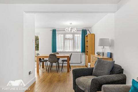 31 Bynghams, Harlow, CM19 5NR
