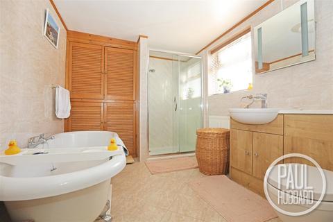 2 bedroom terraced house for sale, Oxford Road, Lowestoft, NR32