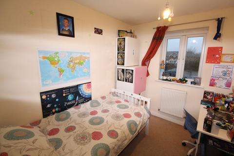 24 Drage Close, Lutterworth, LE17 4PR