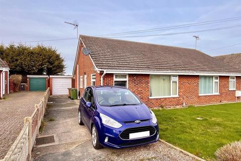 2 bedroom semi-detached bungalow for sale, Reynolds Avenue, Caister-on-Sea