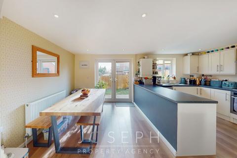 8b Acton Road, Bramford, Ipswich, IP8 4EL