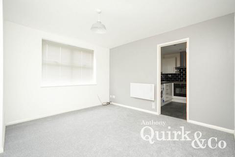 1 bedroom apartment for sale, Sanders Road, Canvey Island, SS8