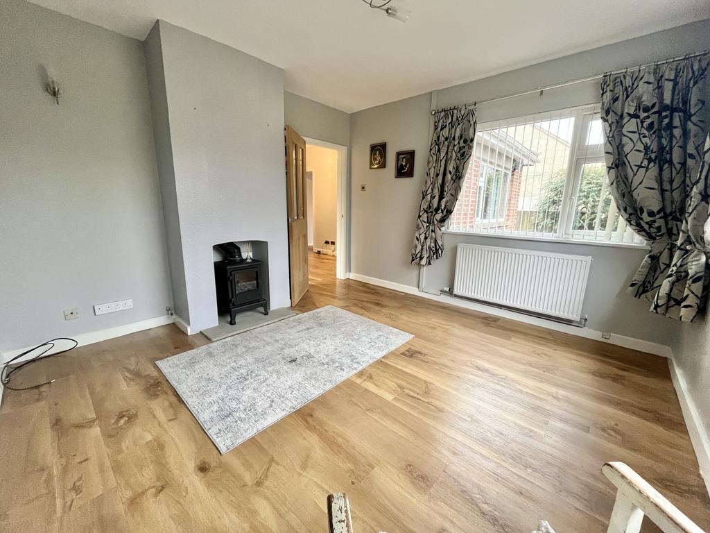 Valley Road, Cinderford, Gloucestershire, GL14 3HQ 2 bed bungalow for