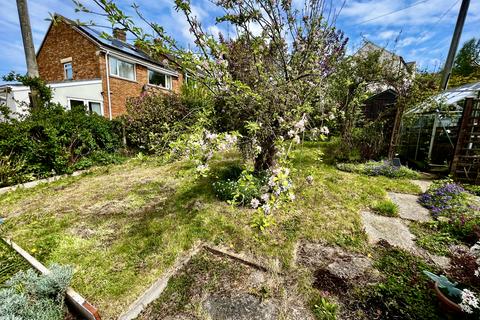 2 bedroom bungalow for sale, Valley Road, Cinderford, Gloucestershire, GL14 3HQ