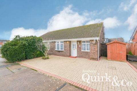 9 Brookside, Canvey Island, SS8 9XY