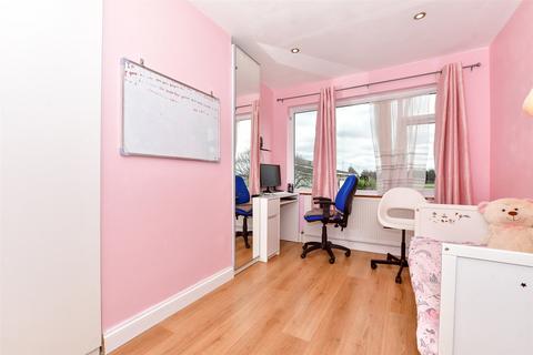65 Hurst Road, Erith, DA8 3EW