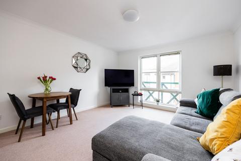 2 bedroom flat for sale, Silvermills, Edinburgh EH3