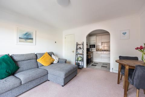 2 bedroom flat for sale, Silvermills, Edinburgh EH3