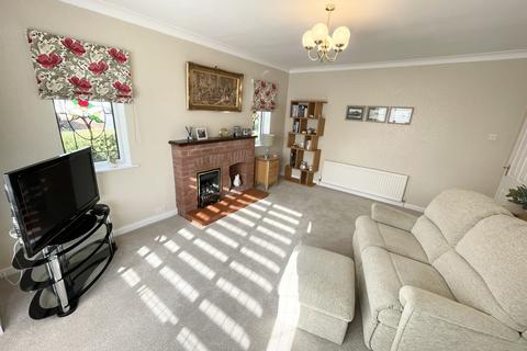 2 bedroom bungalow for sale, Meadow Crescent, Carleton FY6