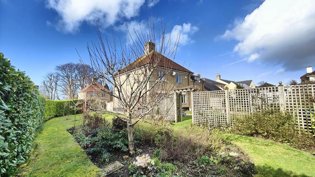 Balidon Place, West Coker Road, Yeovil, Somerset, BA20 4 bed detached
