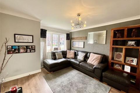 3 bedroom semi-detached house for sale, Grange Farm Drive, Aston, Sheffield, S26 2GY