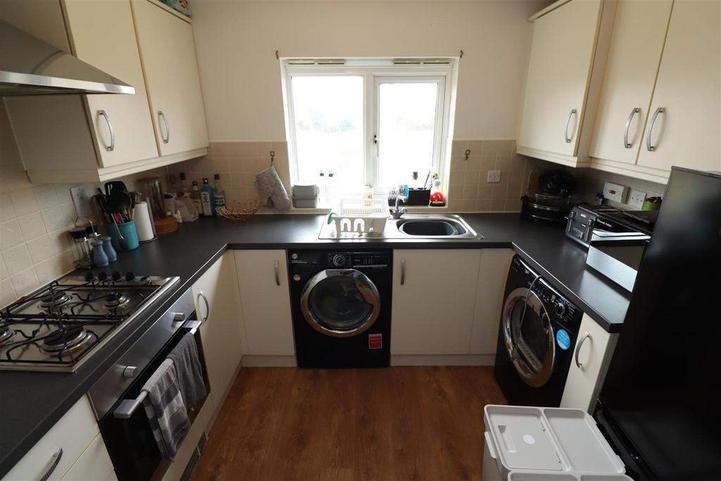 Regency Court, Rushden NN10 2 bed coach house for sale £179,950