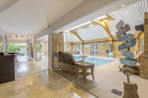 6 bedroom detached house for sale, Letchmore Heath WD25