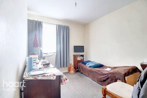 400 Milwards, Harlow, CM19 4SP