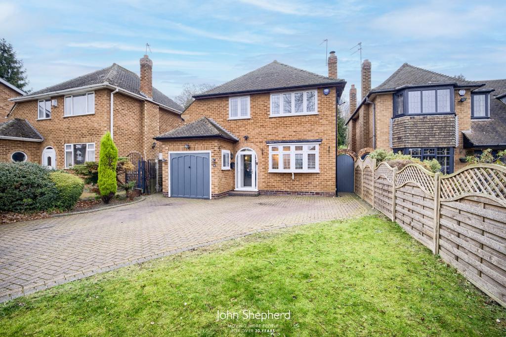 Widney Lane, Solihull, West Midlands... 3 bed detached house for sale
