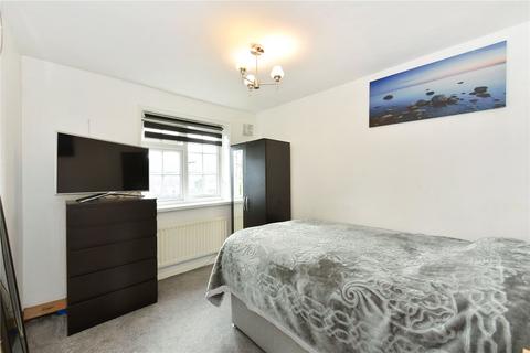 3 bedroom terraced house for sale, Charlton Park Lane, Charlton, London, SE7