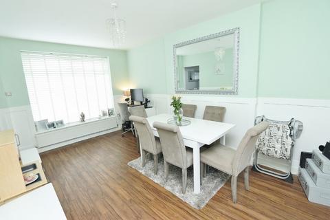 36 Erith Crescent, Romford, RM5 3JP
