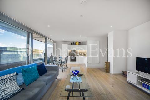 1 bedroom apartment for sale, Corsair House, Royal Wharf, Royal Docks E16