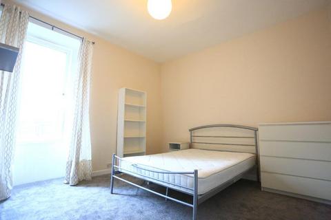 1 bedroom flat to rent, Broughton Road, Broughton, Edinburgh, EH7