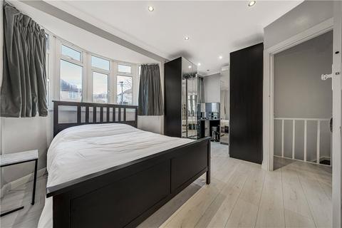 144 Ankerdine Crescent, Shooters Hill, London, SE18 3LG