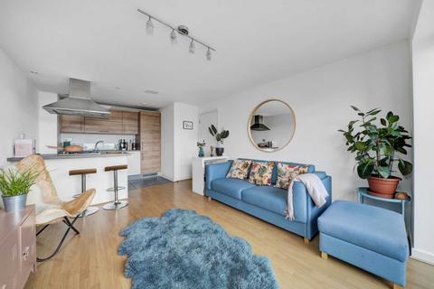 1 bedroom flat for sale - McFadden Court, Buckingham Road, Leyton, E10