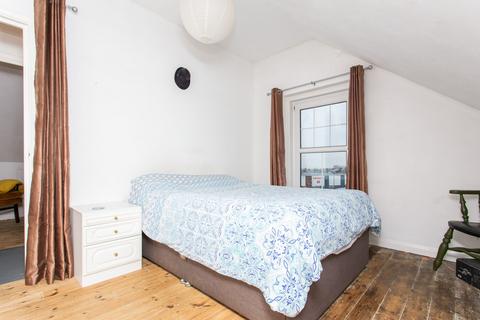 1 bedroom flat for sale, Queen Street, The Portery, CT14