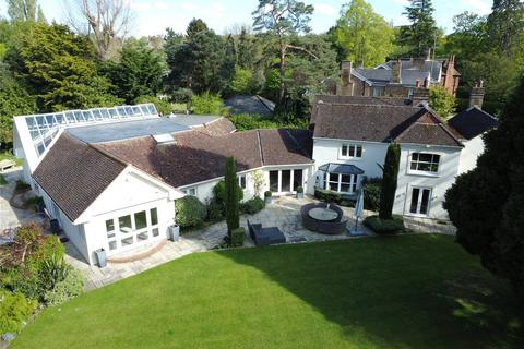 6 bedroom detached house for sale, Aldenham Road, Letchmore Heath, Hertfordshire, WD25