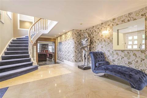 6 bedroom detached house for sale, Aldenham Road, Letchmore Heath, Hertfordshire, WD25