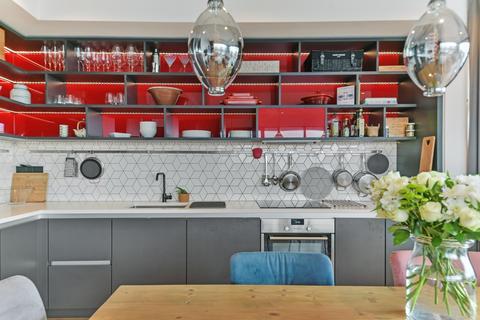 2 bedroom apartment to rent, Bridgewater House, London City Island, London, E14