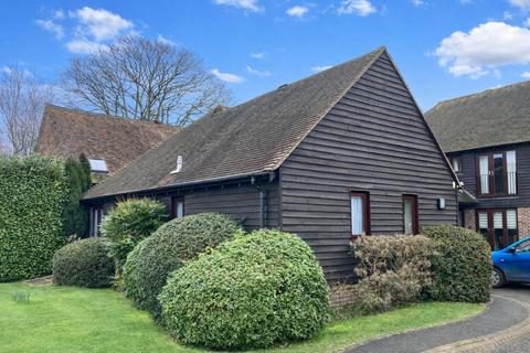 undefined, Farm Close, Horsham