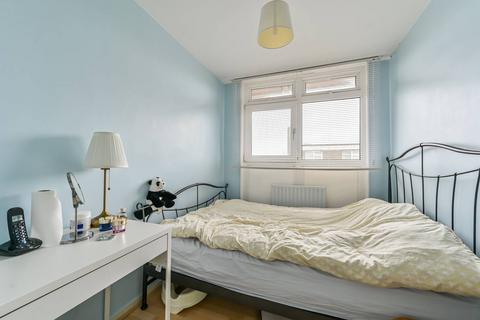 3 bedroom flat for sale, Stockwell Road, Stockwell, London, SW9