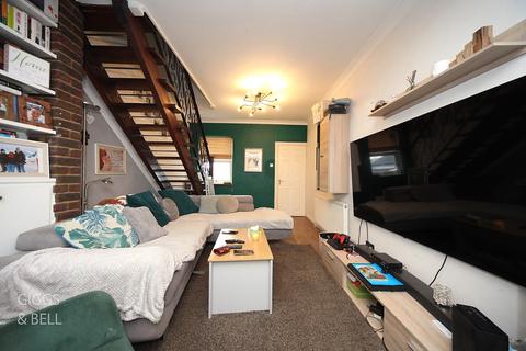 51 Hartley Road, Luton, LU2 0HY
