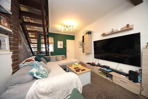 51 Hartley Road, Luton, LU2 0HY