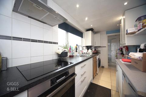51 Hartley Road, Luton, LU2 0HY