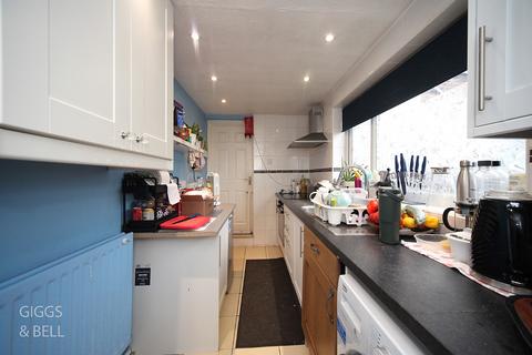 51 Hartley Road, Luton, LU2 0HY