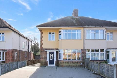 3 bedroom semi-detached house for sale - Orchard Avenue, Tarring, Worthing BN14 7PY