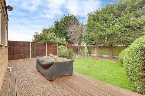 18 Borrowdale Close, Benfleet, SS7 3HE