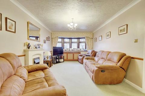 18 Borrowdale Close, Benfleet, SS7 3HE