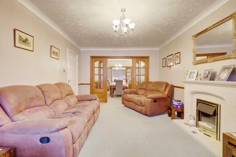 18 Borrowdale Close, Benfleet, SS7 3HE