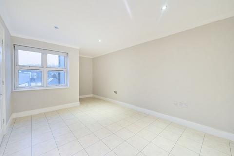 2 bedroom apartment for sale, Whyteleafe CR3
