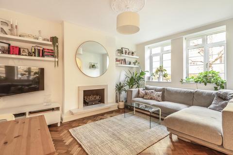 2 bedroom flat for sale, Mackennal Street, St. John's Wood