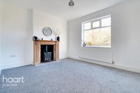 2 bedroom bungalow for sale, Carrs Road, Clacton-On-Sea