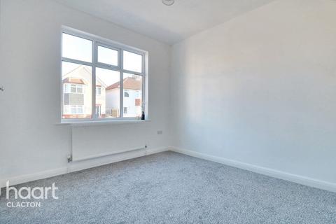 41 Carrs Road, Clacton-on-sea, CO15 3EU