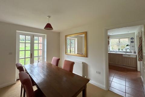 4 bedroom detached house for sale, Corse Lawn, Gloucester GL19